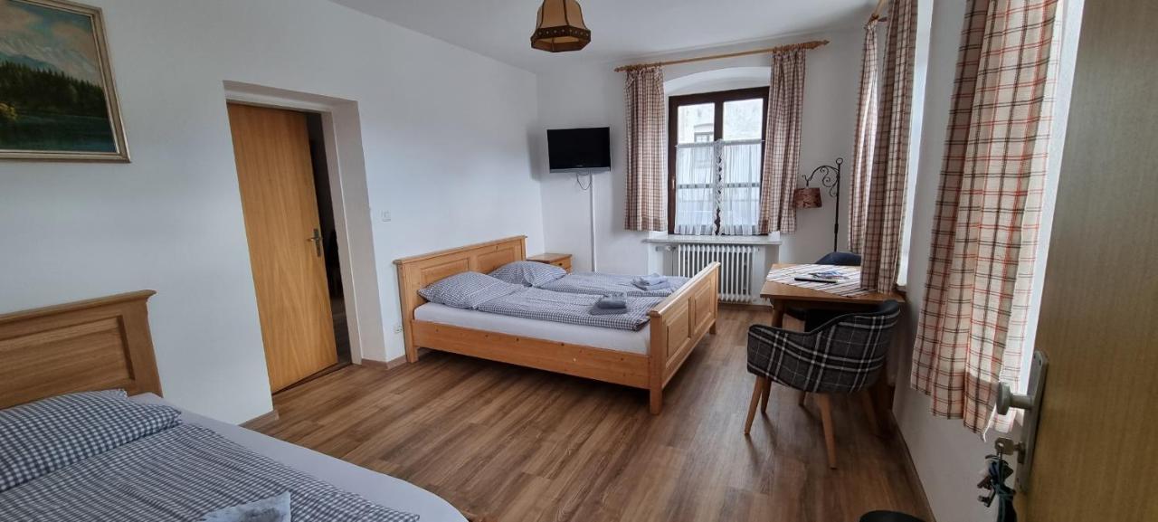 Gasthof Zum Rassen Garmisch-Partenkirchen Bagian luar foto