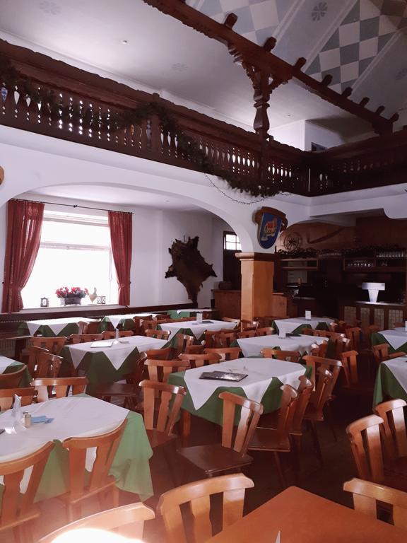 Gasthof Zum Rassen Garmisch-Partenkirchen Bagian luar foto
