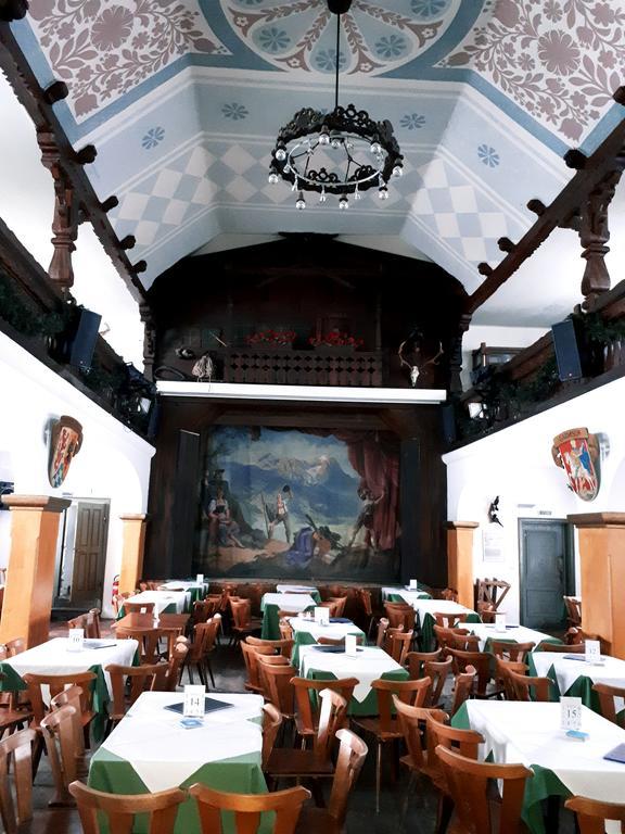 Gasthof Zum Rassen Garmisch-Partenkirchen Bagian luar foto